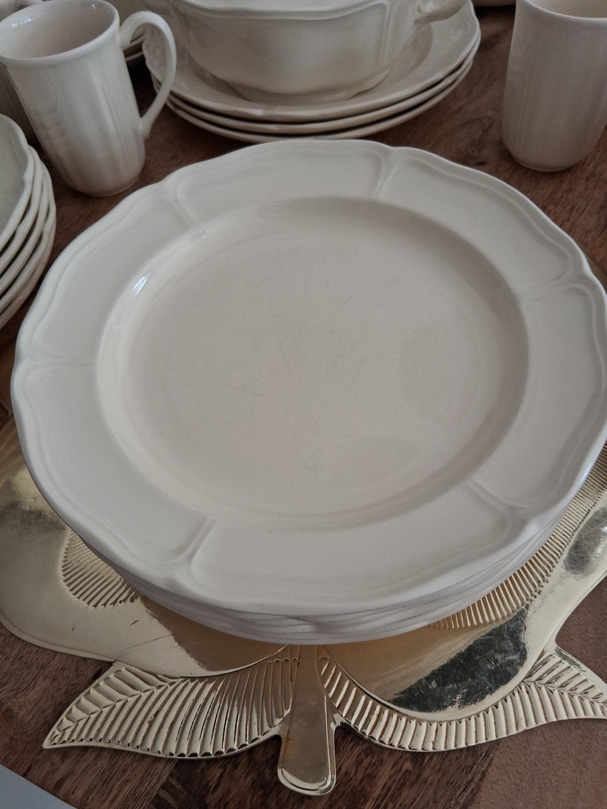 Wedgwood Queens Plain DINER BORDEN, Ophalen of Verzenden, Zo goed als nieuw, Porselein, Bord(en)