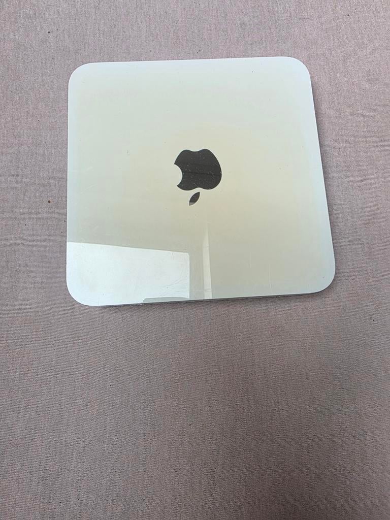 2 Apple Time Capsules - Wi-Fi Router en Back-up, Ophalen of Verzenden, Gebruikt, Router, Apple