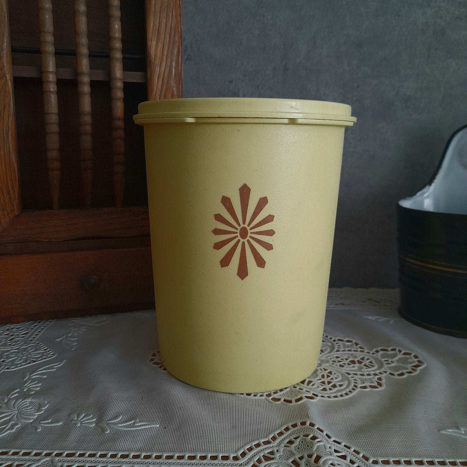 Retro vintage Tupperware bus met sterdeksel NR b, Ophalen of Verzenden, Overige typen