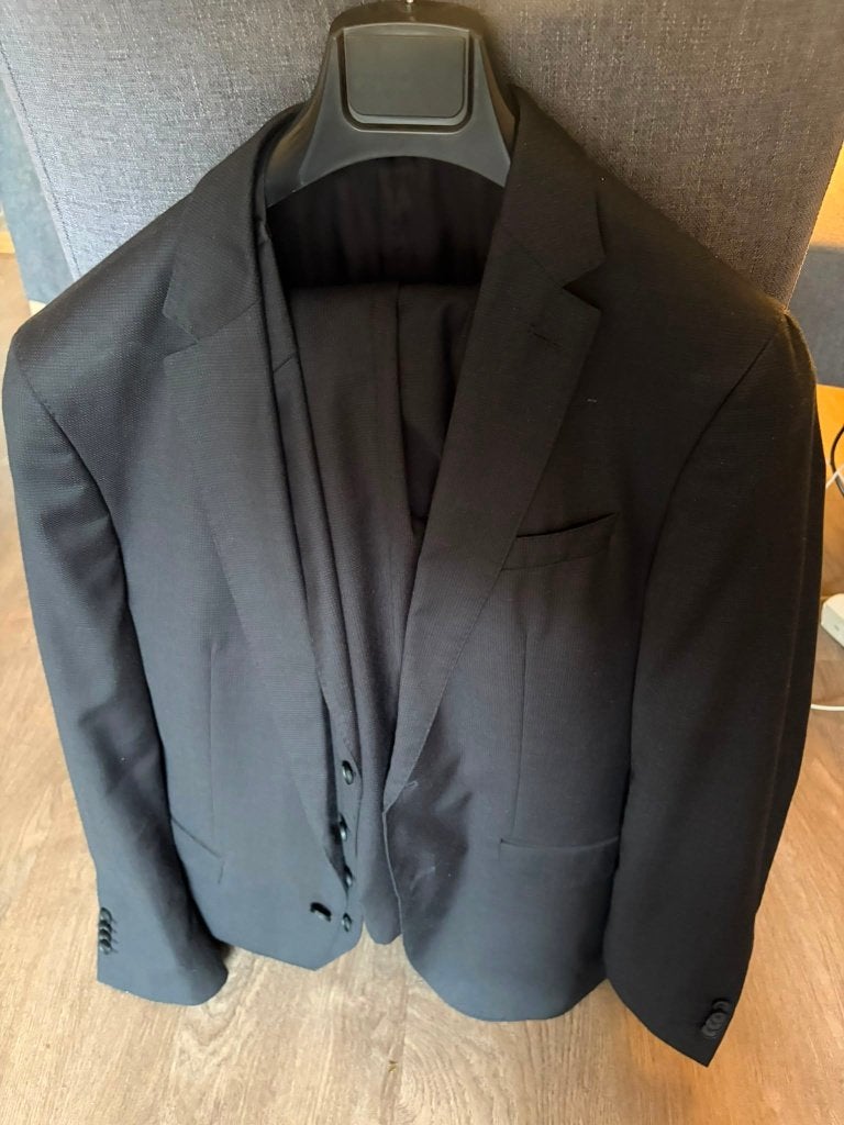 Hugo Boss 3 Piece Suit, Ophalen, Maat 48/50 (M), Zwart, Zo goed als nieuw