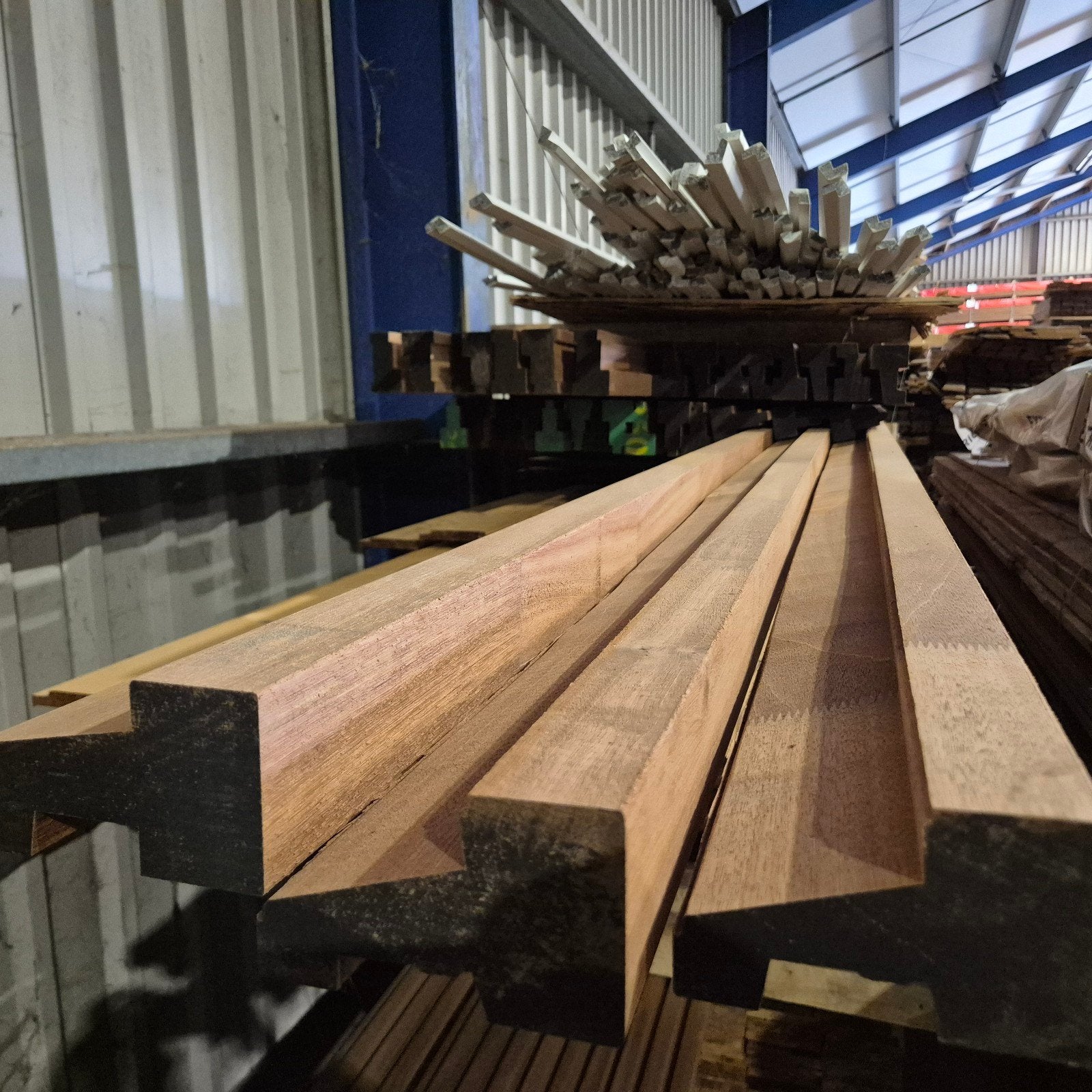 Diverse partijen B-keus Merantie hout, Gebruikt, Overige typen, Ophalen of Verzenden, Overige houtsoorten