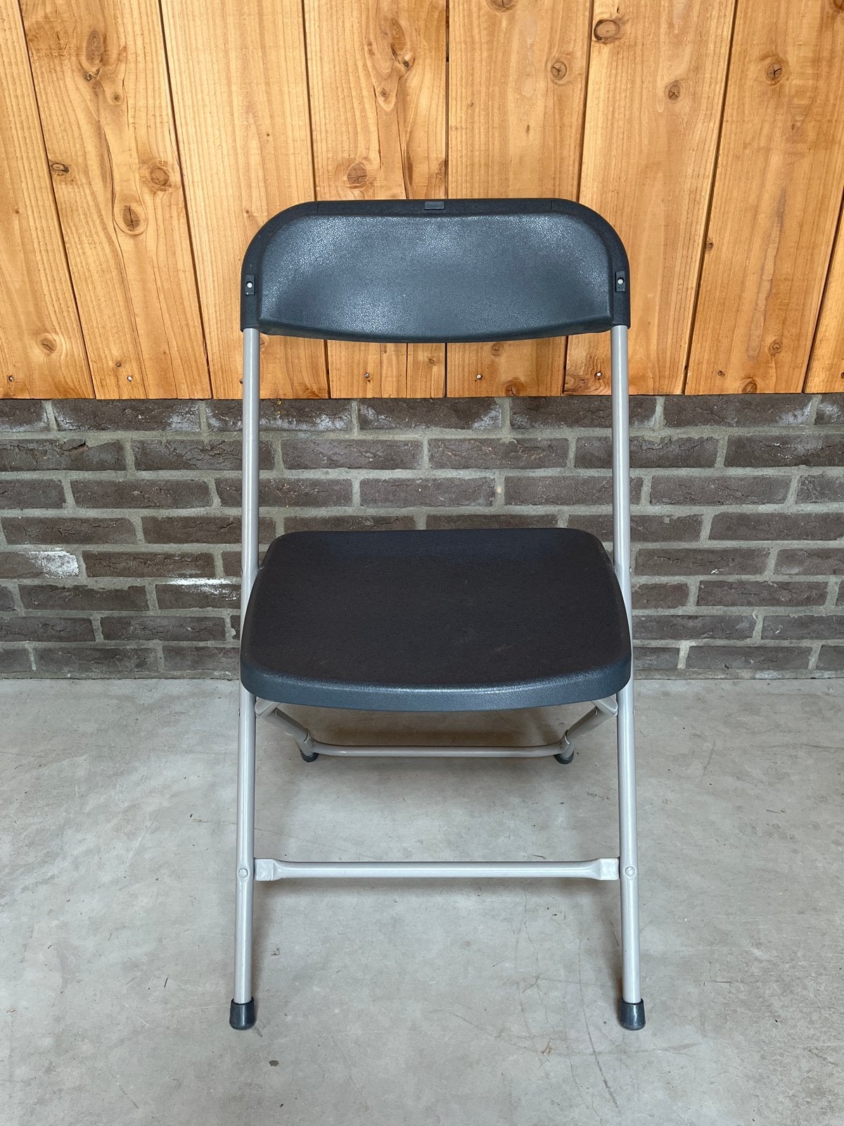 Handige opvouwbare stoel - Ideaal voor extra zitplaats, Ophalen, Kunststof, Gebruikt, Zwart