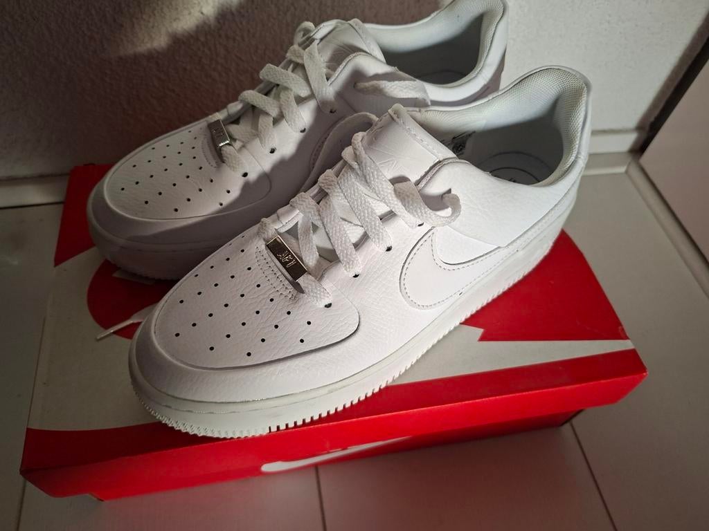 Nike air force 1 sage low, Ophalen of Verzenden, Zo goed als nieuw, Wit, Sneakers of Gympen