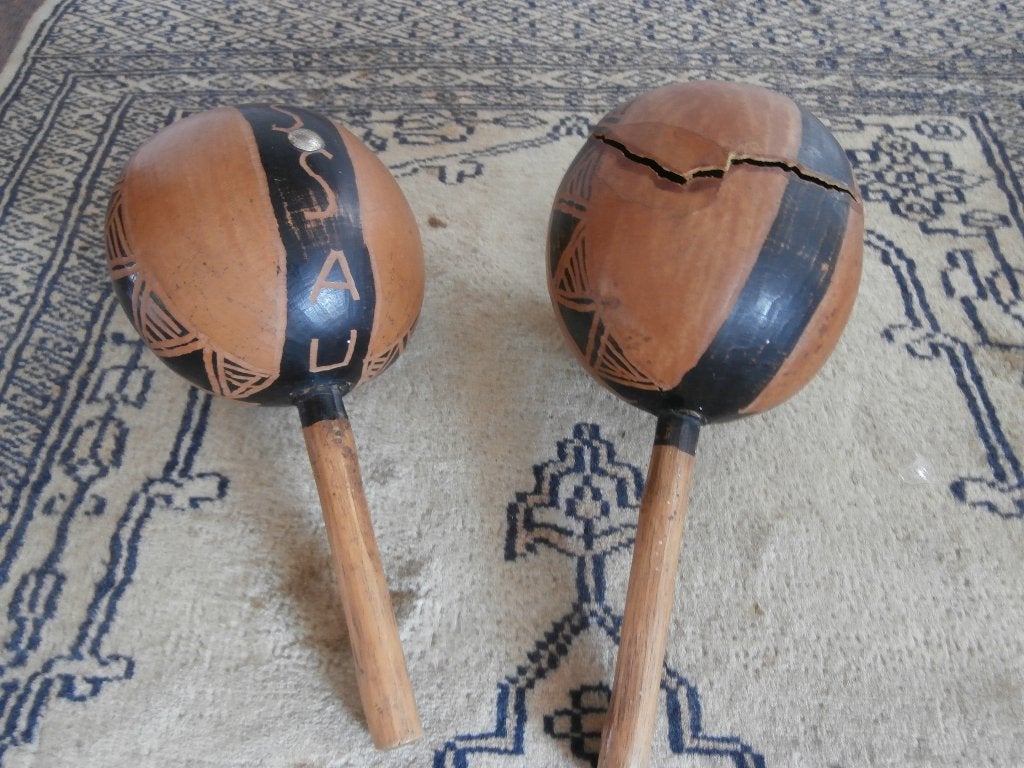 Antieke houten samba ballen maracas hout muziekinstrument, Antiek en Kunst, Kunst | Beelden en Houtsnijwerken, Overige onderwerpen