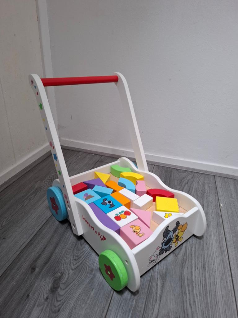 Loopwagen / blokkenwagen Woezel en Pip, Kinderen en Baby's, Speelgoed | Houten speelgoed, Ophalen of Verzenden, Gebruikt, Duw- of Trekspeelgoed