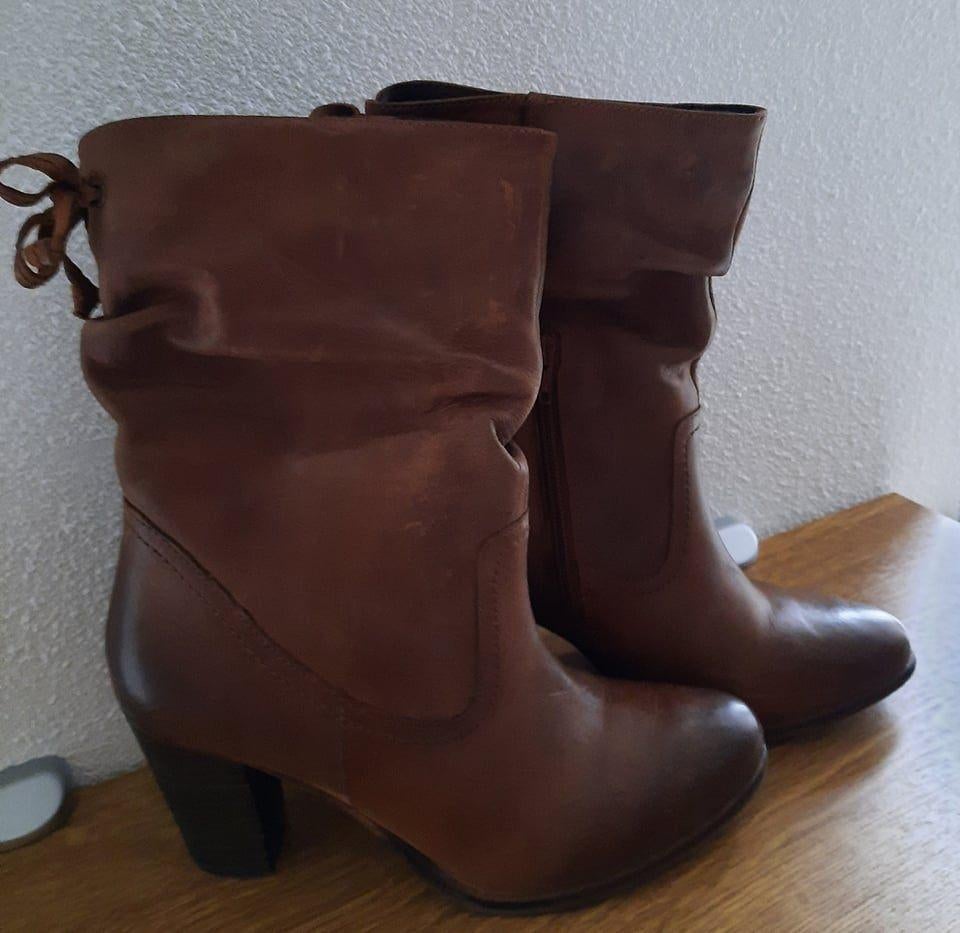 Prachtige nieuwe SPM laarzen camel - cognac kleur maat 37, Overige kleuren, SPM, Lage of Enkellaarzen, Nieuw