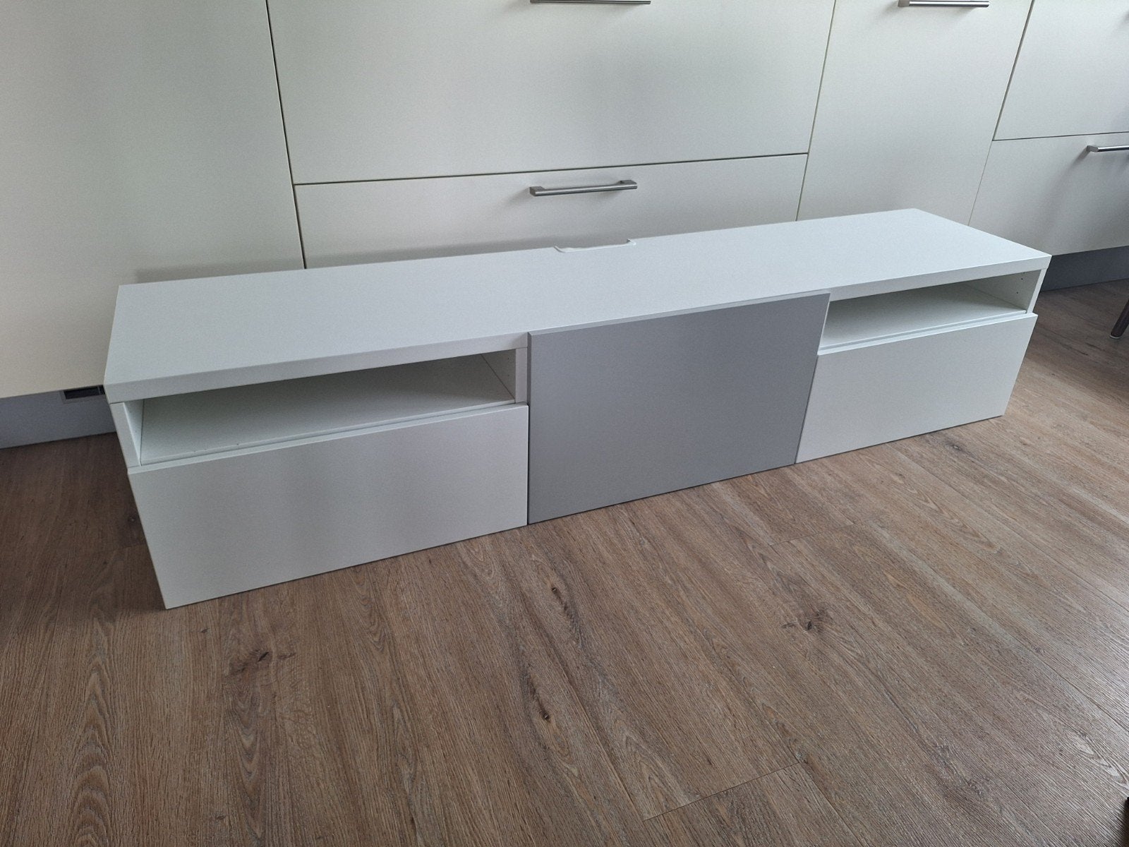 Besta tv meubel met 1 deur en 2 lades, Huis en Inrichting, Ophalen, Kunststof, Gebruikt, 100 tot 150 cm