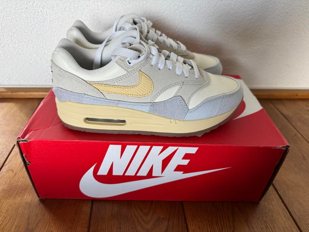 Nike Air Max 1 '87- Zo goed als nieuw, Ophalen of Verzenden, Zo goed als nieuw, Blauw, Sneakers of Gympen