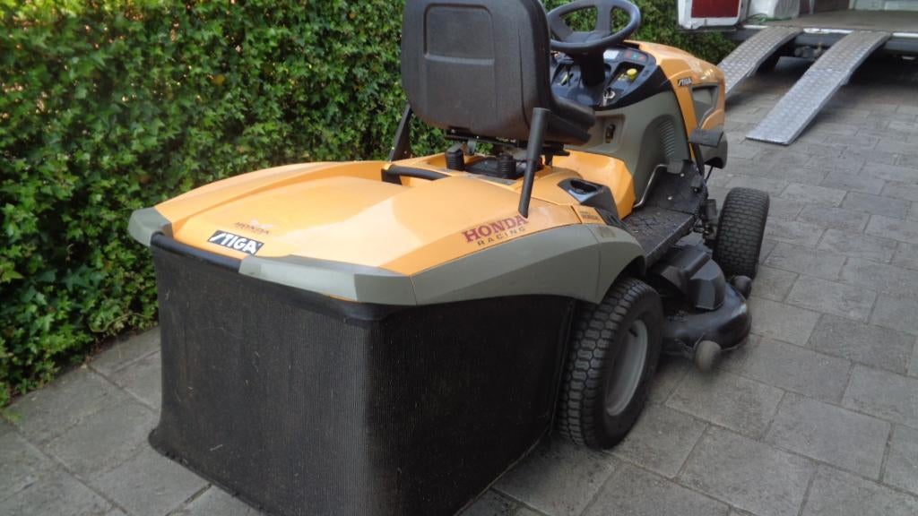 zware stiga estate pro 25 awd zitmaaier met vangbak, Ophalen, Gebruikt, Opvangbak, Nederland
