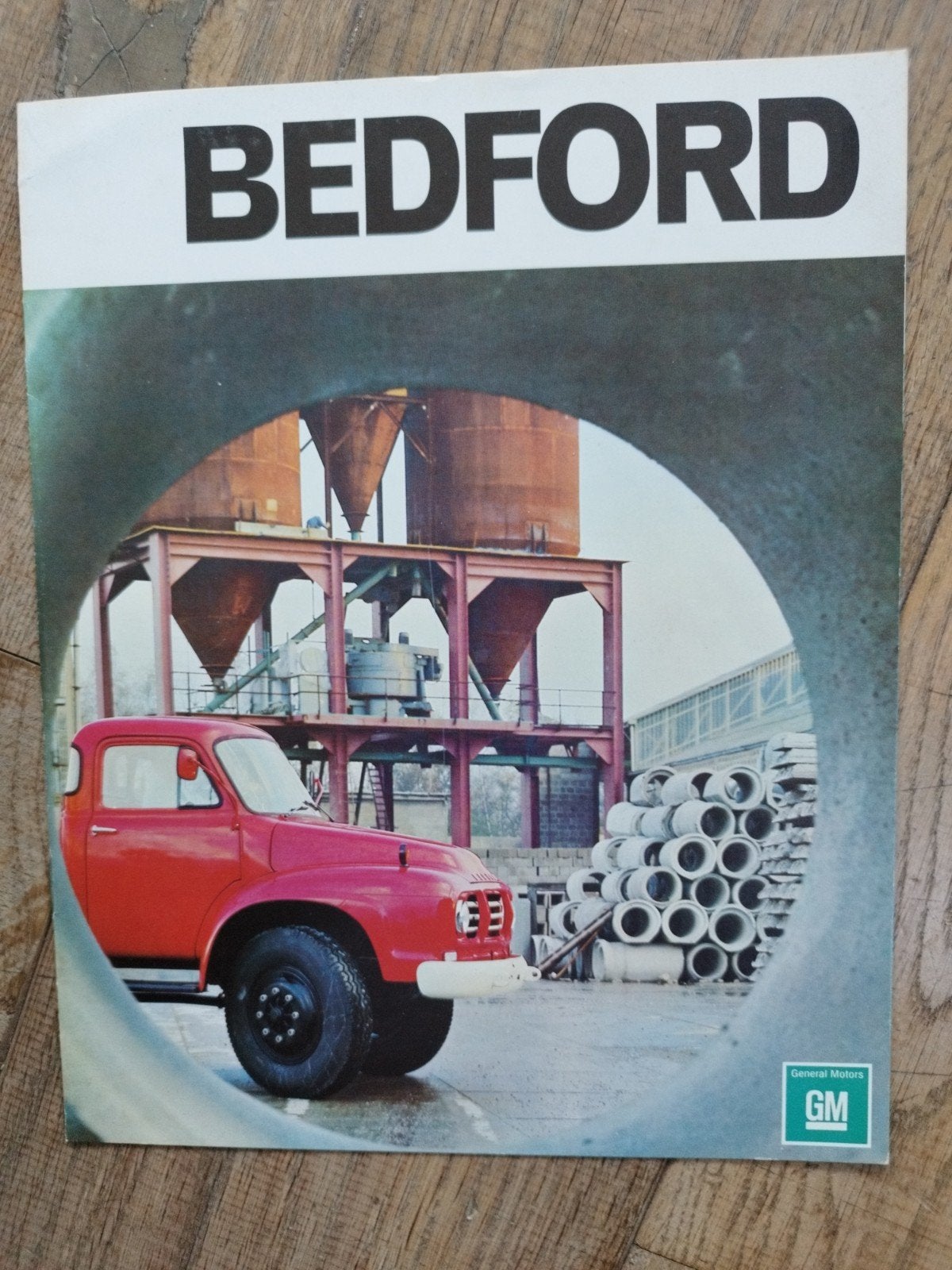 Bedford Vrachtwagens Brochure - 1974 (Nederlands), Ophalen of Verzenden, Zo goed als nieuw, Bedford