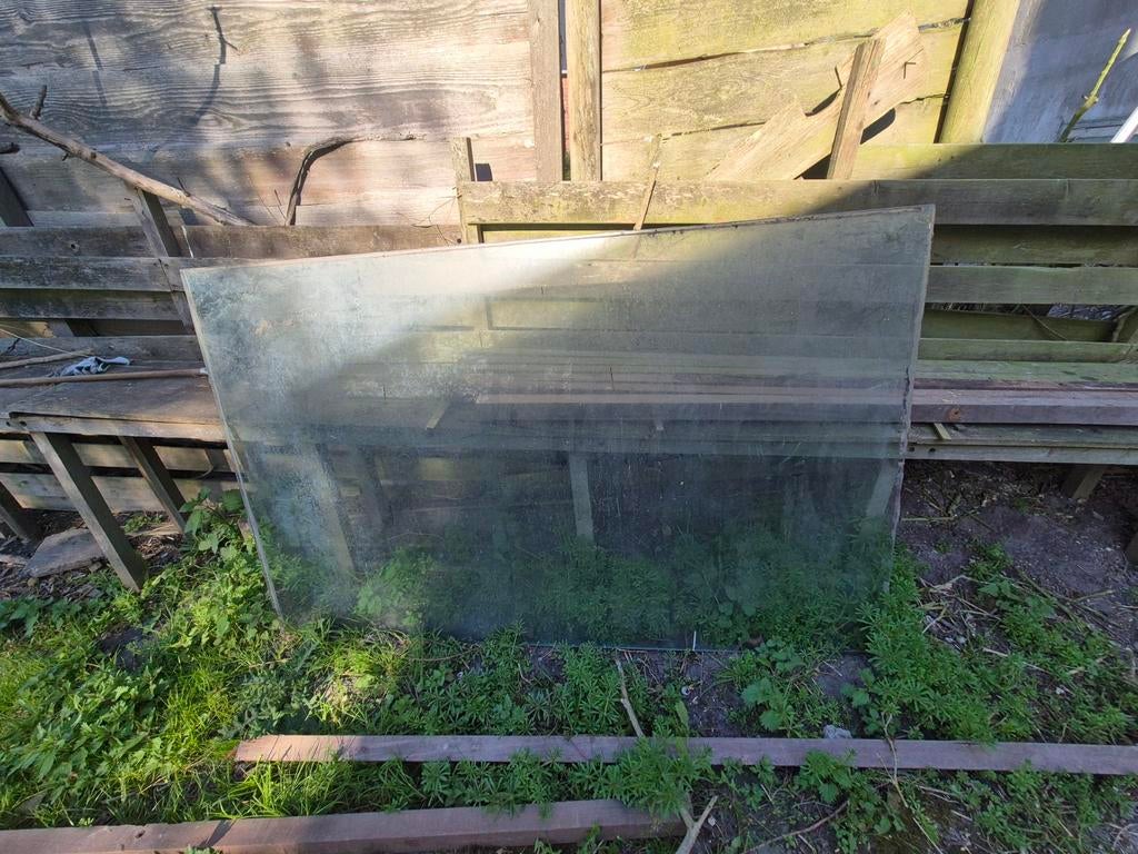 Glasplaat enkel glas rond afgewerkt L2130mm B1340m, Doe-het-zelf en Verbouw, Dakpannen en Dakbedekking, Steen of Klei, Zwart, Ophalen of Verzenden