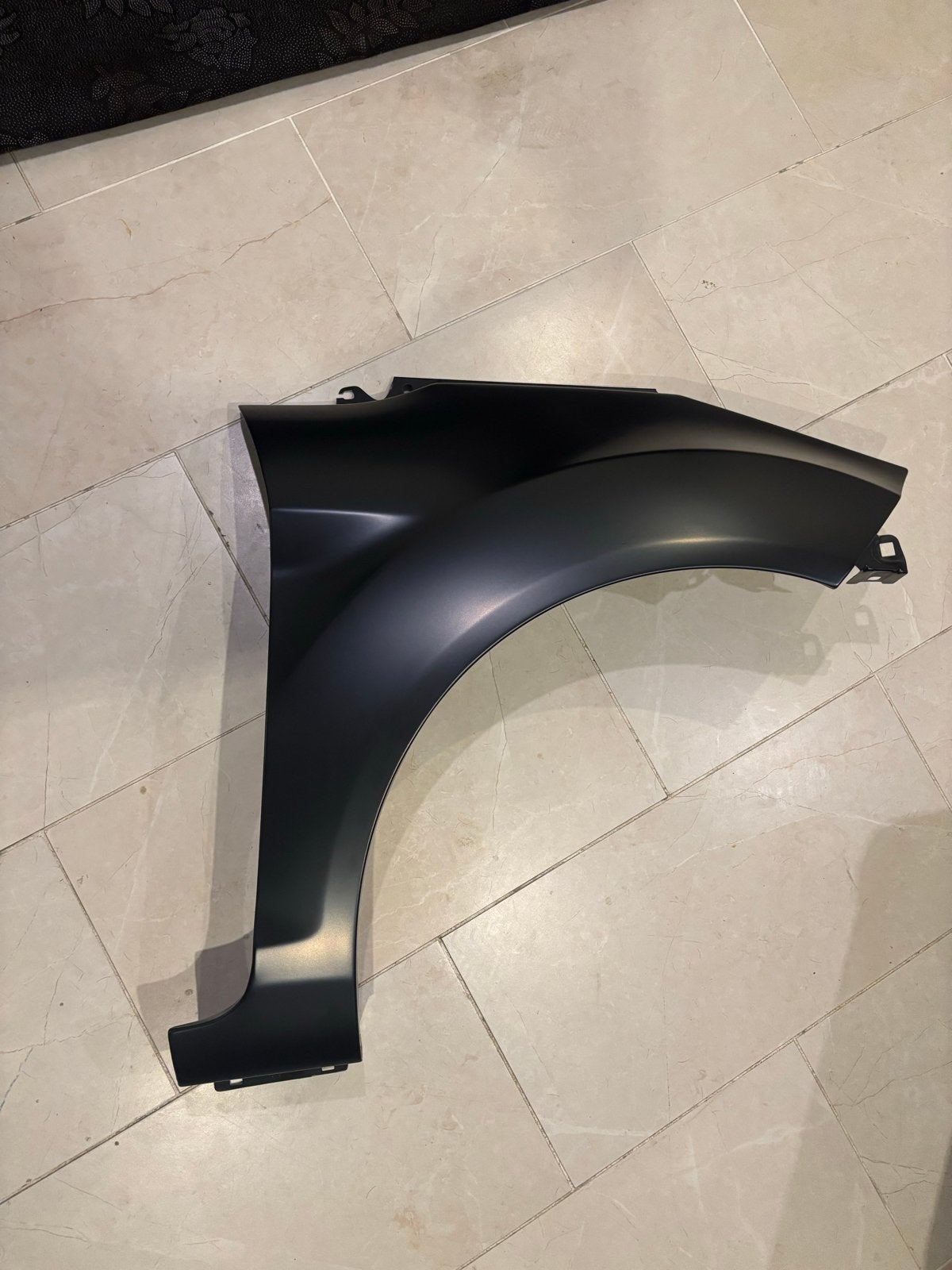 Ford Fiesta mk7 Spatbord Rechts Voor - Nieuw ongespoten, Auto-onderdelen, Ophalen, Voor, Nieuw, Spatbord