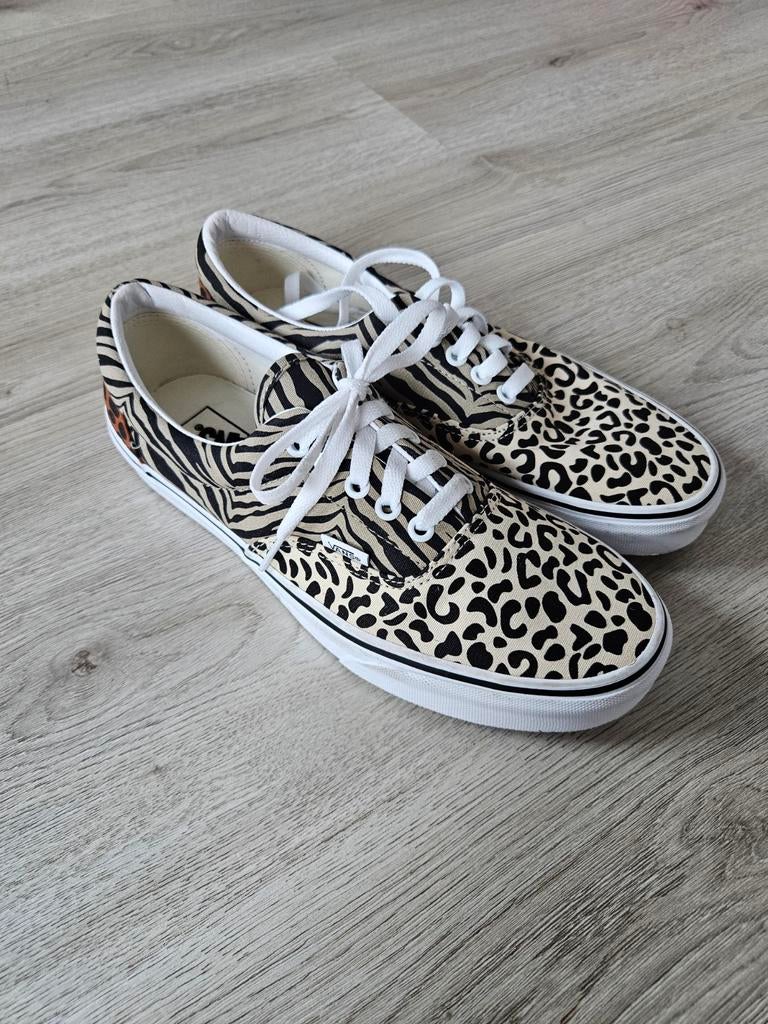 Vans sneakers met dierenprint - Zo goed als nieuw, Overige kleuren, Ophalen of Verzenden, Vans, Sneakers of Gympen