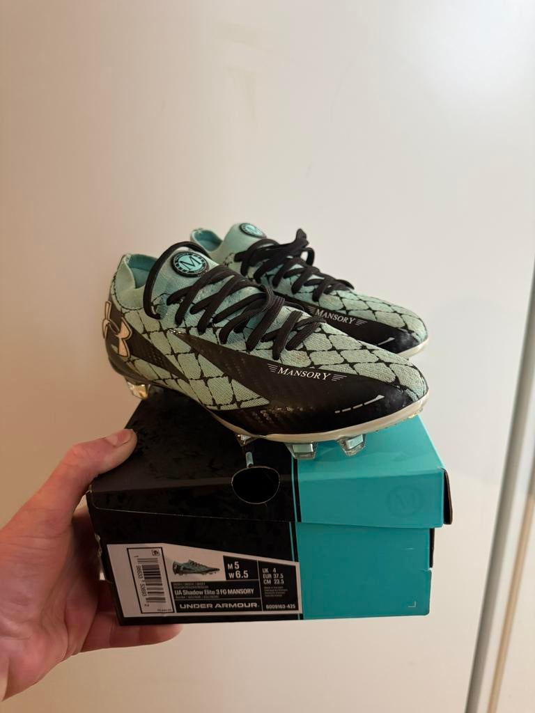 Under armour mansory voetbalschoenen, Ophalen, Maat XS of kleiner, Schoenen, Zo goed als nieuw