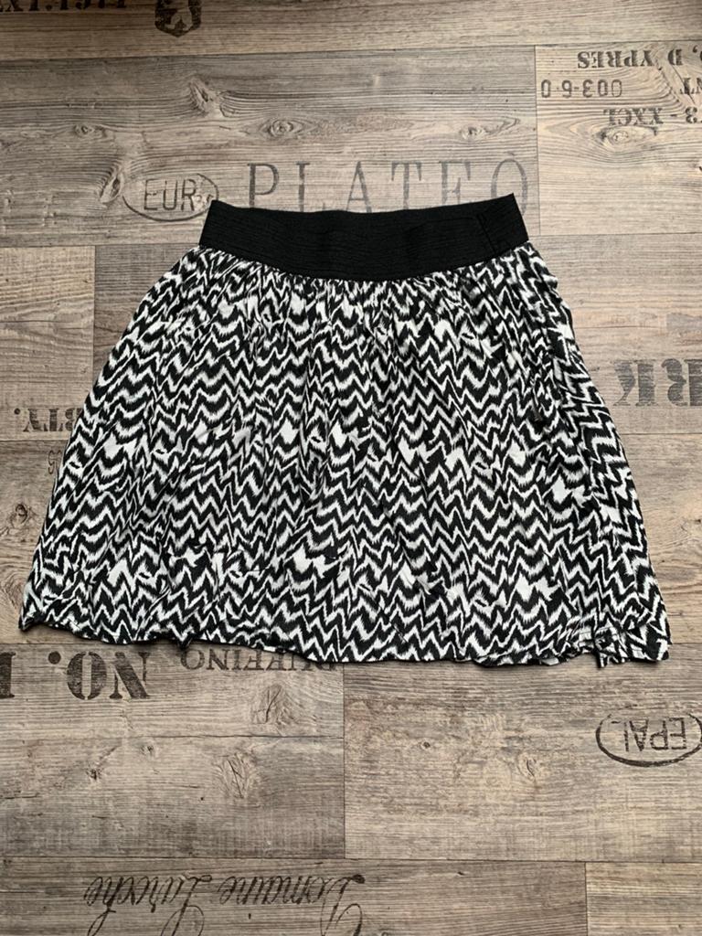 Only zwart wit rokje met aztec print, Verzenden, Zwart, Maat 36 (S), Gedragen