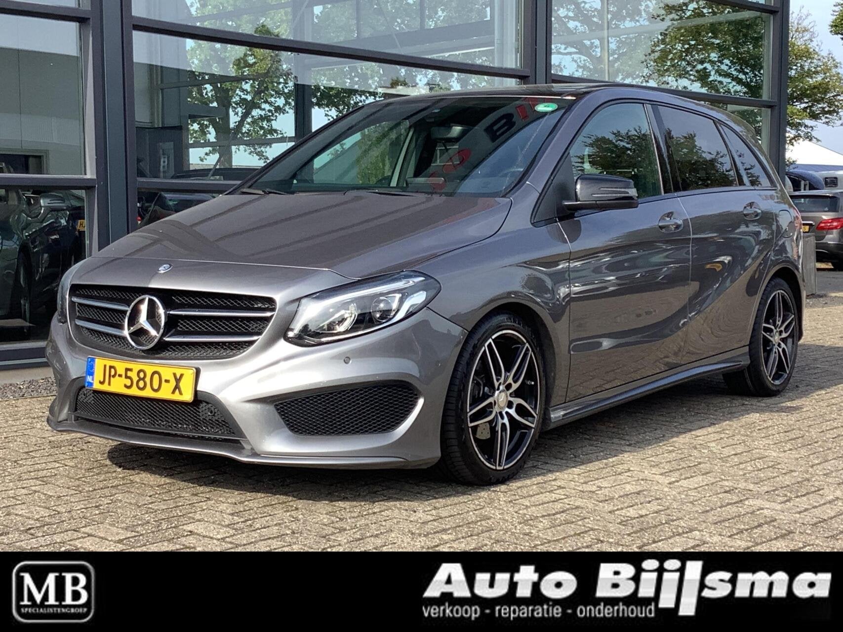 Mercedes B-klasse 180 AMG Night Edition AMG pakket, Panorama, Auto's, 1325 kg, Gebruikt, Euro 6, 4 cilinders