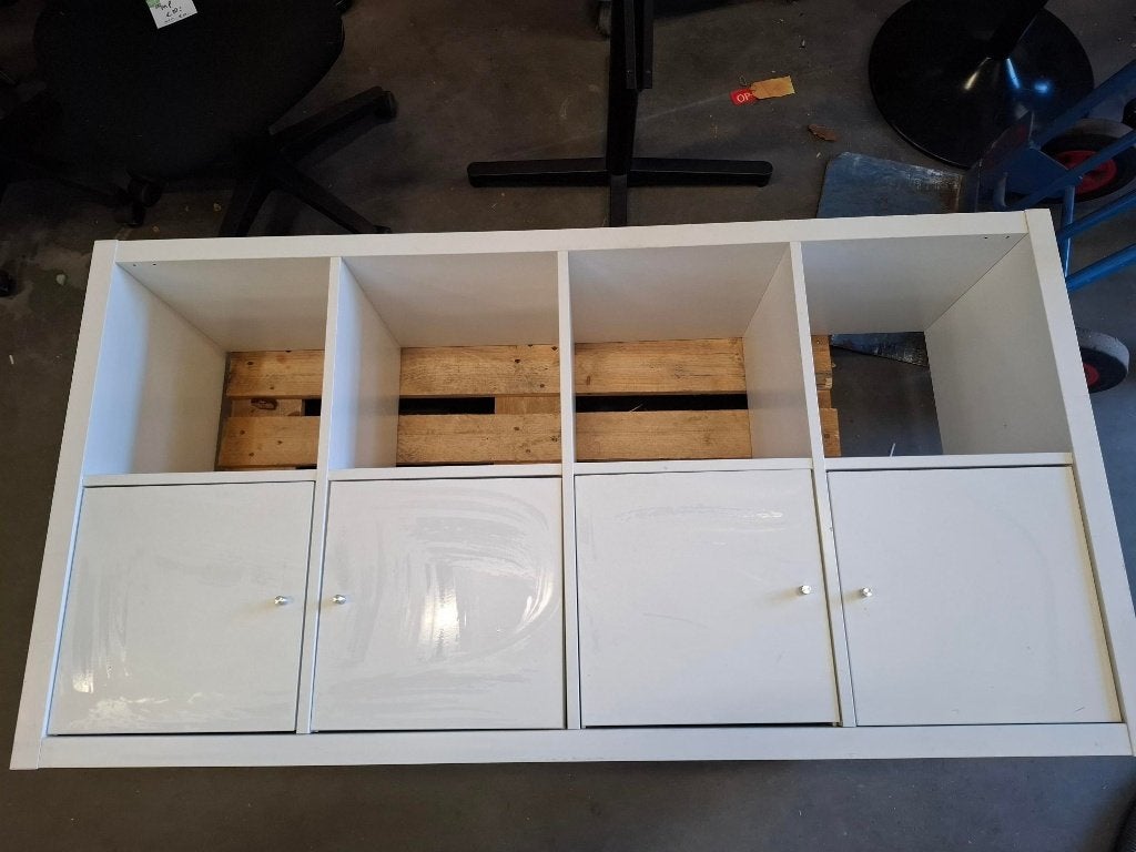 Opbergkast met vakken en deurtjes, Huis en Inrichting, Kasten | Dressoirs, Ophalen, Zo goed als nieuw, 25 tot 50 cm, 100 tot 150 cm