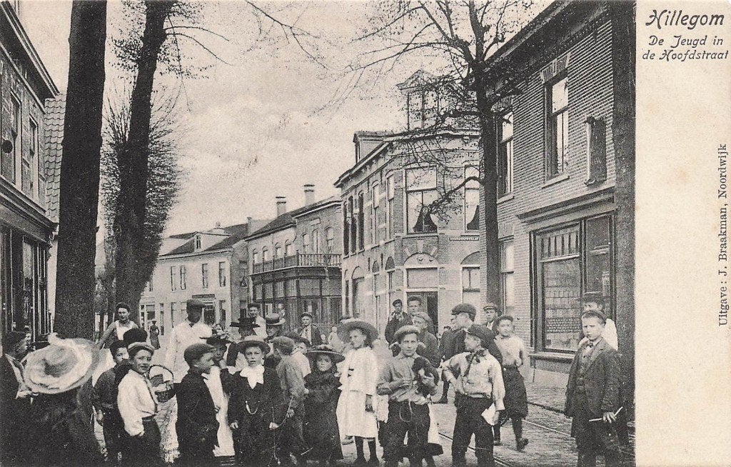 JO1167 Hillegom Jeugd id Hoofdstraat ca 1900, Verzamelen, Ansichtkaarten | Nederland, Verzenden, Voor 1920, Ongelopen, Zuid-Holland