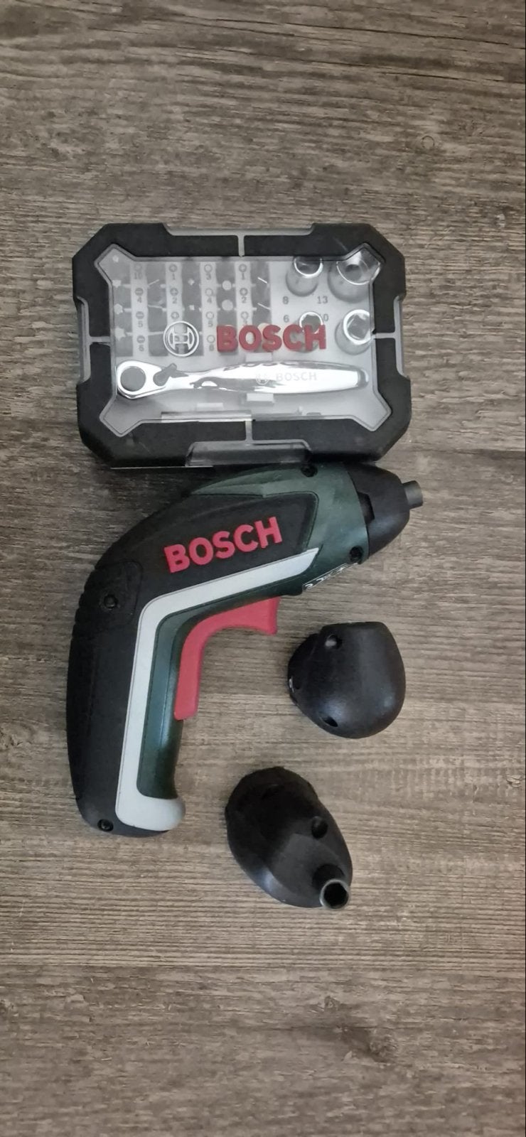 Bosch IXO Accuschroevendraaier met bitset, Ophalen, Variabele snelheid, Minder dan 400 watt, Zo goed als nieuw