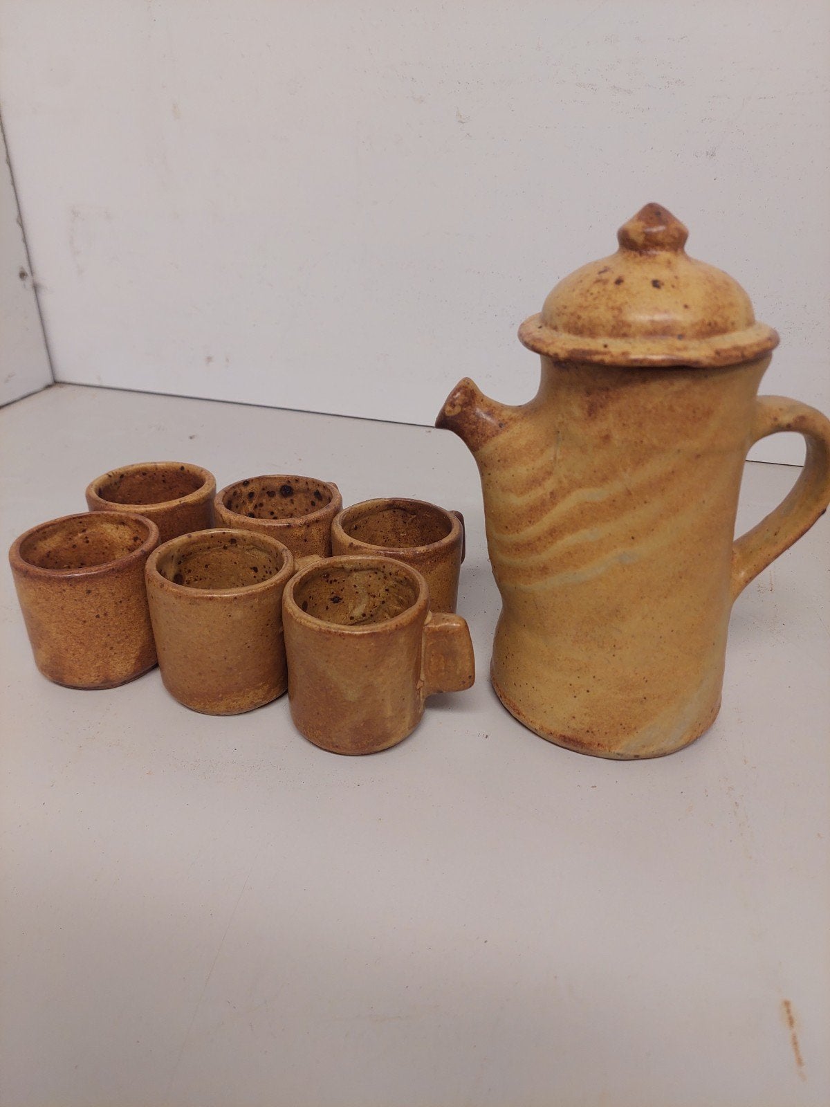 Vintage aardewerk koffiekan met 6 kopjes, Antiek en Kunst, Ophalen of Verzenden