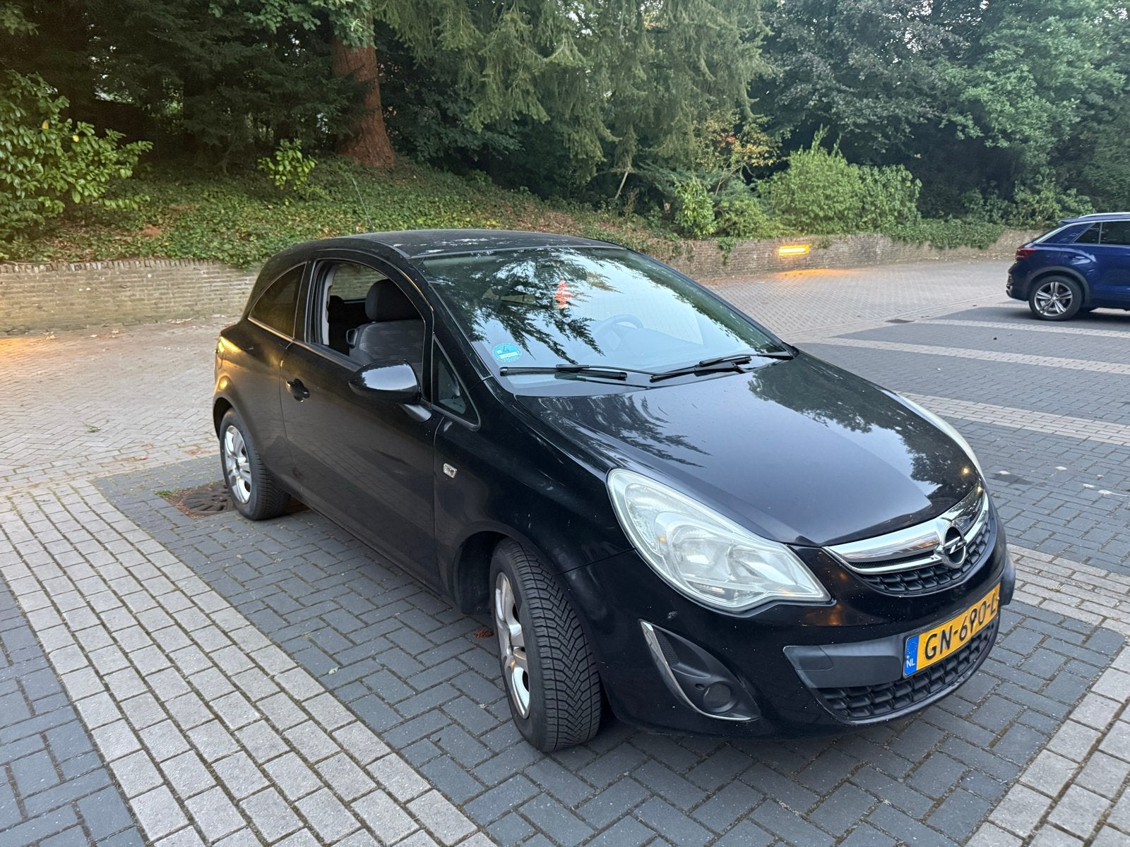 Opel Corsa 1.2 Ecoflex 51KW 3D 2011 Zwart PRIJS IS VAST!, Euro 5, Stof, 40 €/maand, Zwart