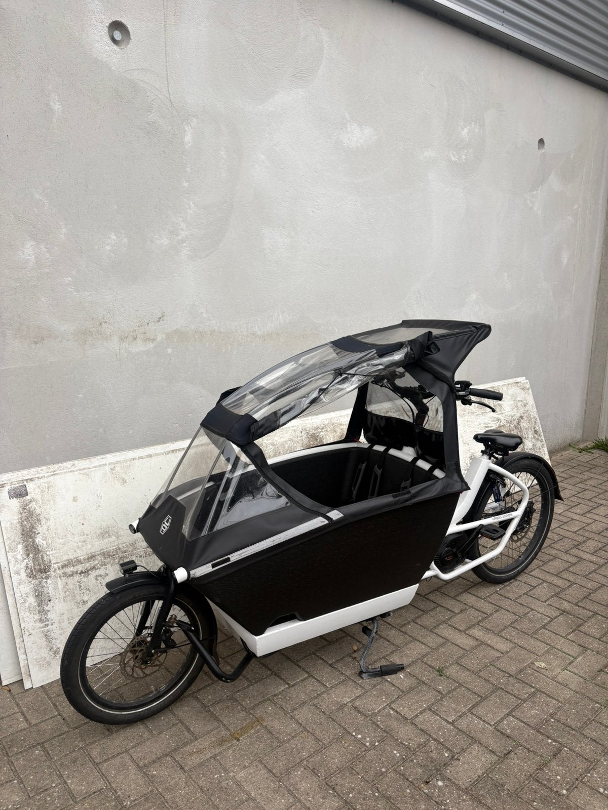 Urban Arrow Connected+ 2024 Wit, Ophalen, Zo goed als nieuw, 1 kind