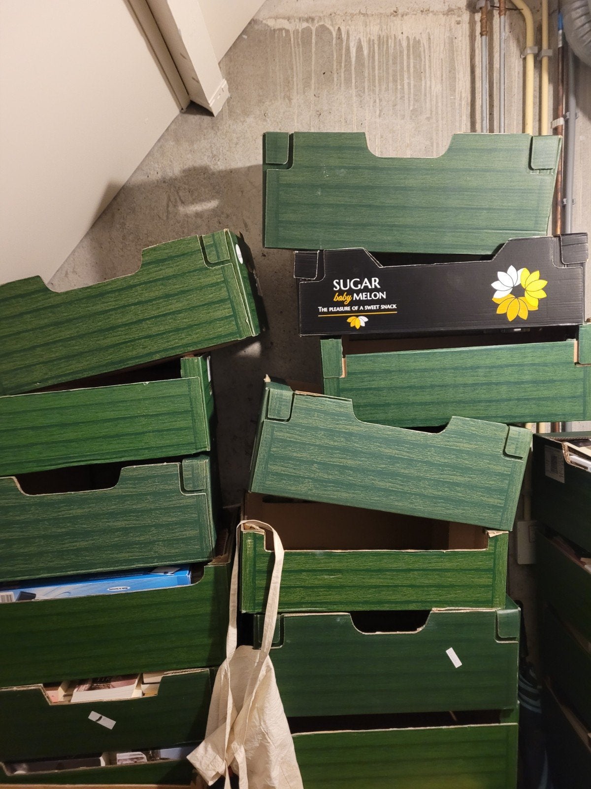 stevige verhuisdozen voor bv je boeken gratis, Ophalen, Doos, 40 tot 60 cm, 50 tot 75 cm