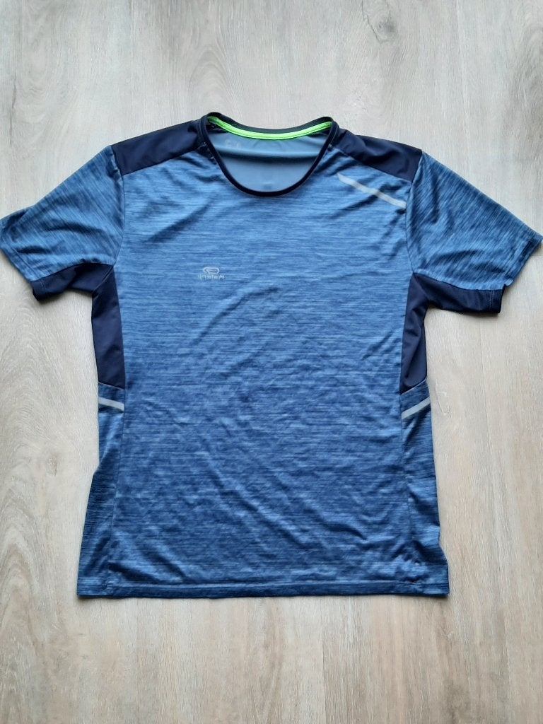 In zeer goede staat sportshirt merk Decathlon Kalenji, Nieuw, Ophalen of Verzenden, Algemeen, Maat 48/50 (M)