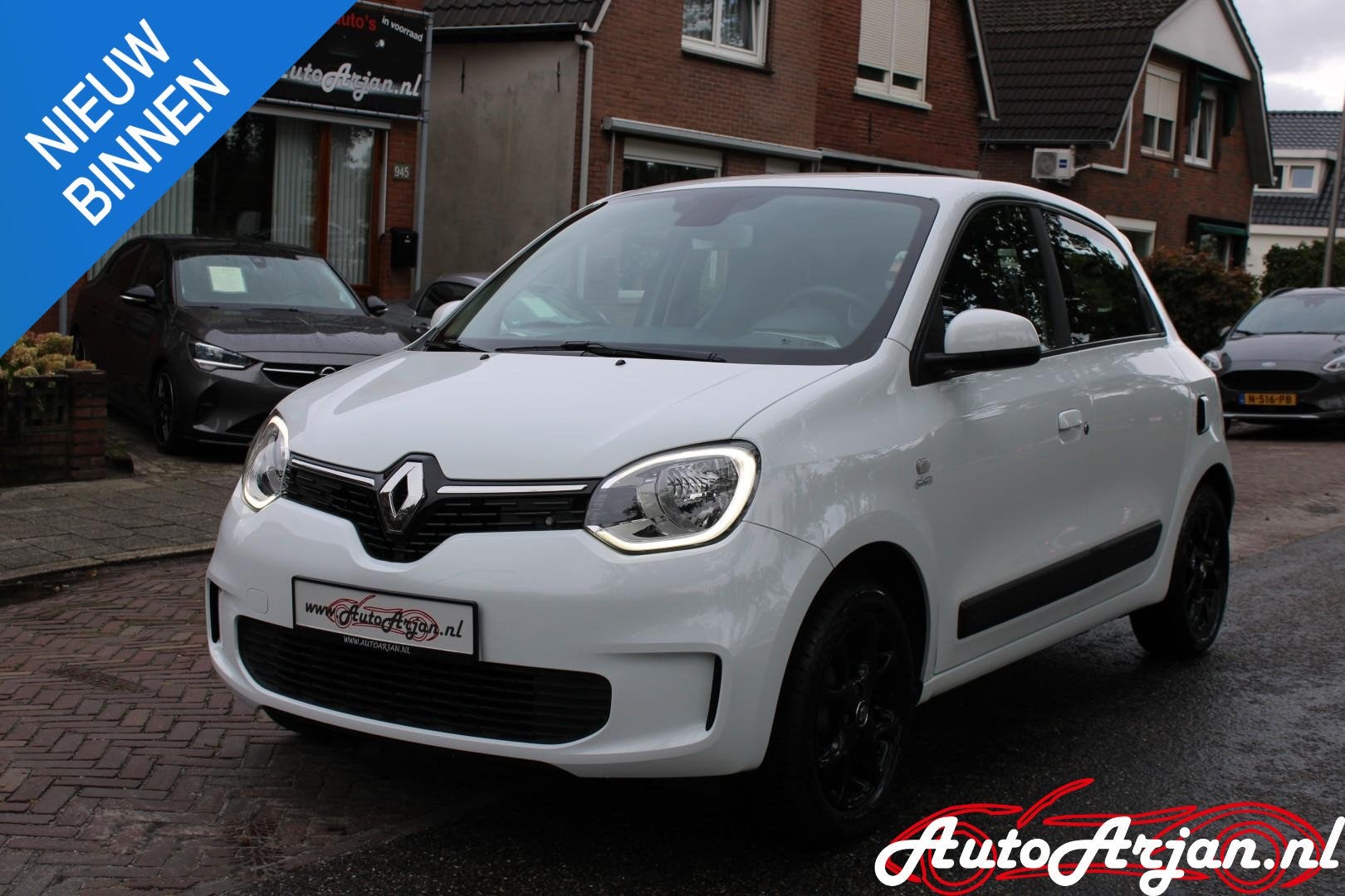 Renault Twingo 1.0 SCe Collection Bluetooth, Stoelverwarming, Gebruikt, Euro 6, 4 stoelen, Wit