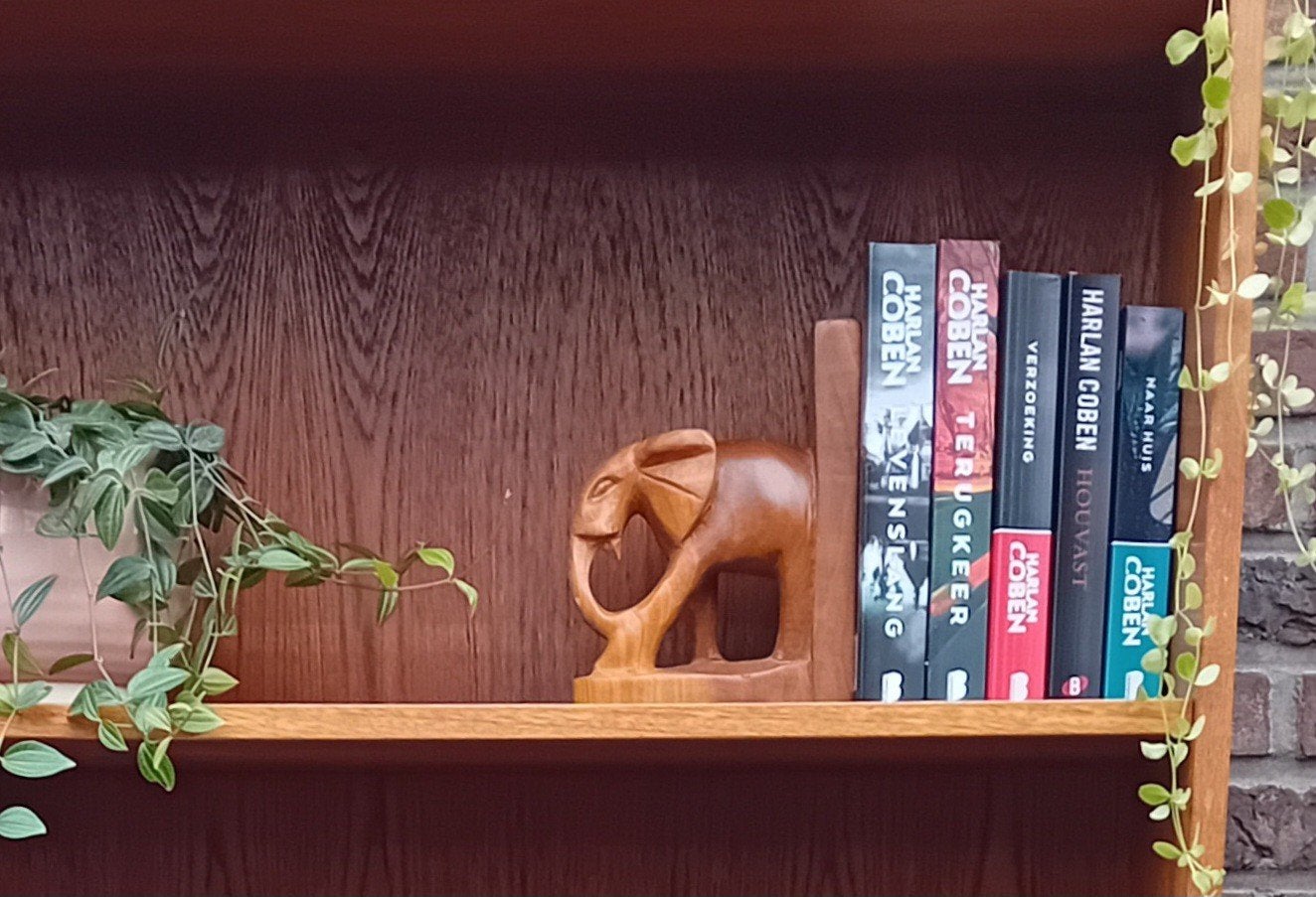 Houten vintage boekensteun olifant, Houtsnijwerk, Ophalen of Verzenden, Hout, Bruin