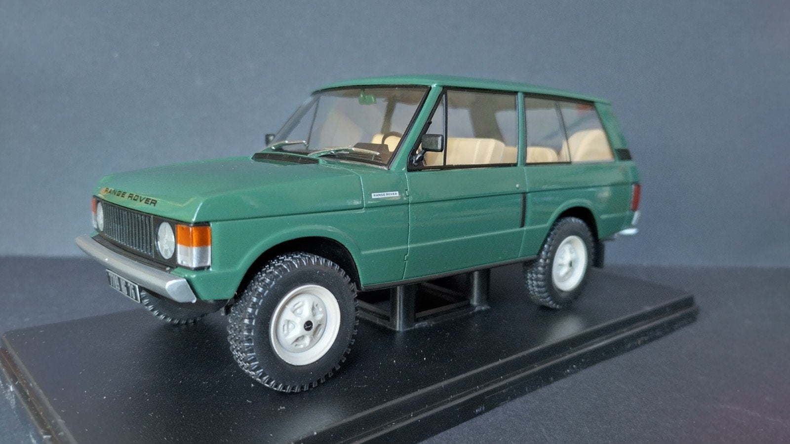 Range Rover mk1 1':24 Eaglemoss Pol, Hobby en Vrije tijd, Overige merken, Ixo, Auto, Verzenden