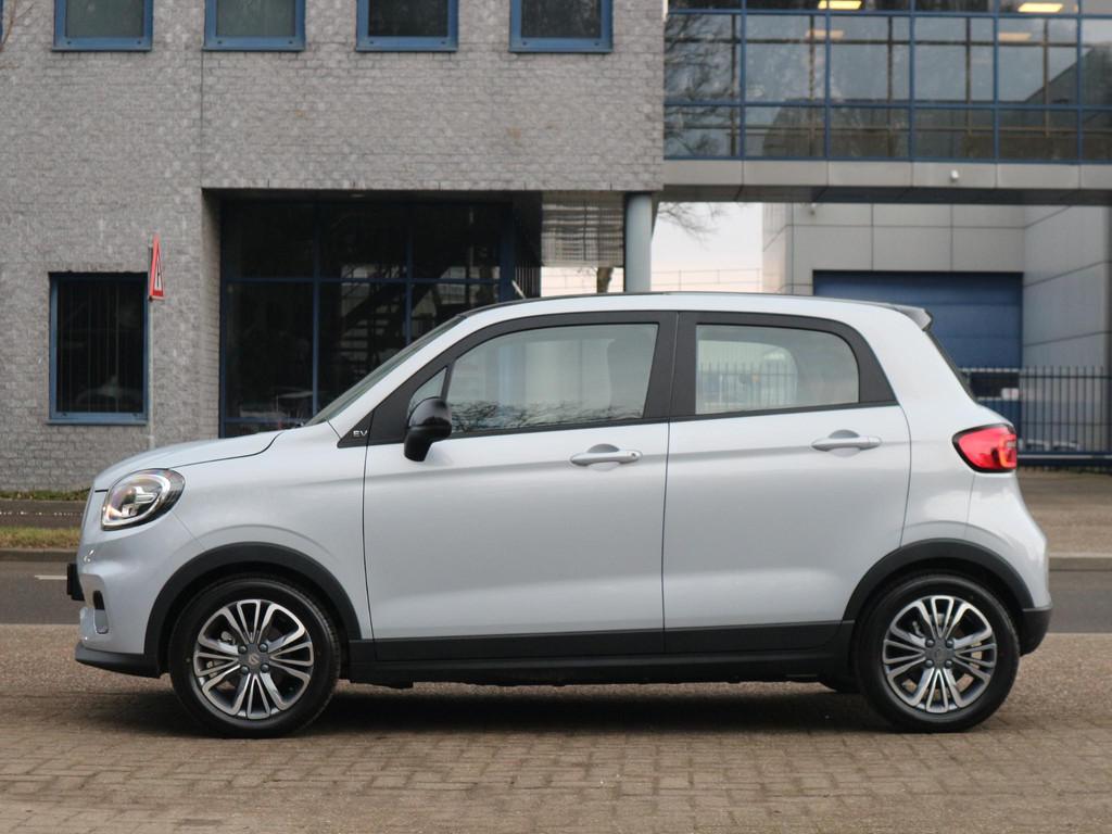 Leapmotor T03 Design 37.3 kWh / Camera / Adaptive Cruise / N, Auto's, Leapmotor, Stof, Gebruikt, 4 stoelen, Origineel Nederlands