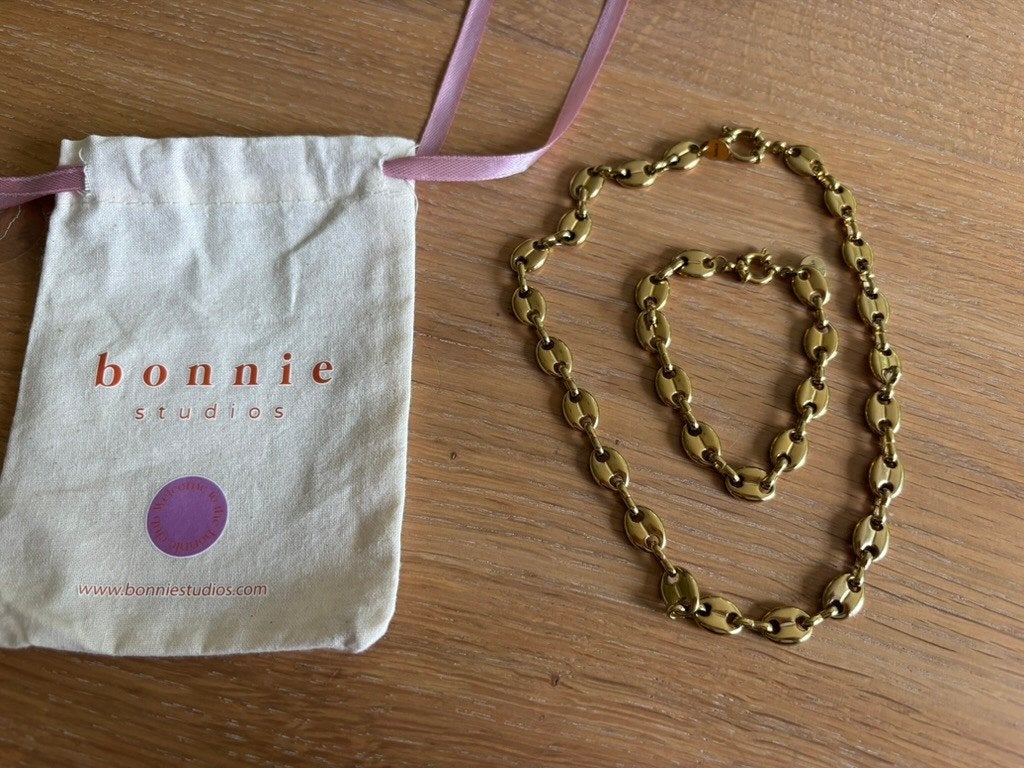 Bonnie Studios Bean Set – Ketting & Armband – Nieuwstaat, Overige materialen, Verzenden, Nieuw, Bonnie Studios