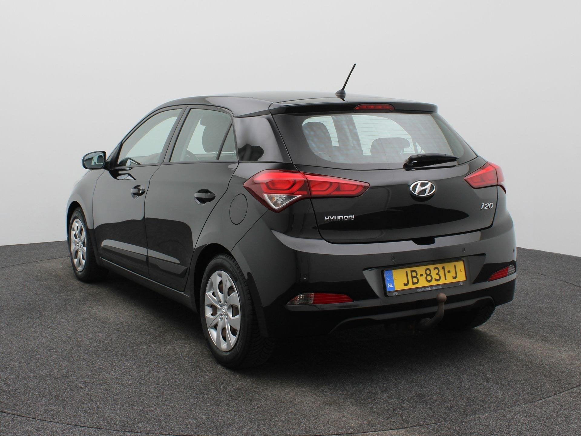 Hyundai i20 1.2 HP i-Motion Comfort, Auto's, Hyundai, Zwart, 4 cilinders, Zwart, Origineel Nederlands