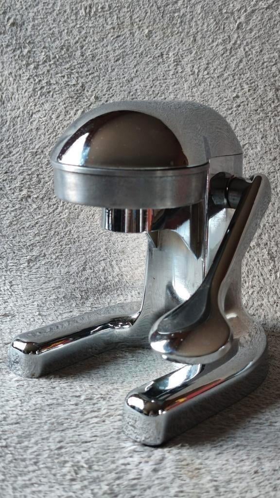 Vintage design citruspers, handpers - chroom, Ophalen of Verzenden, Zo goed als nieuw