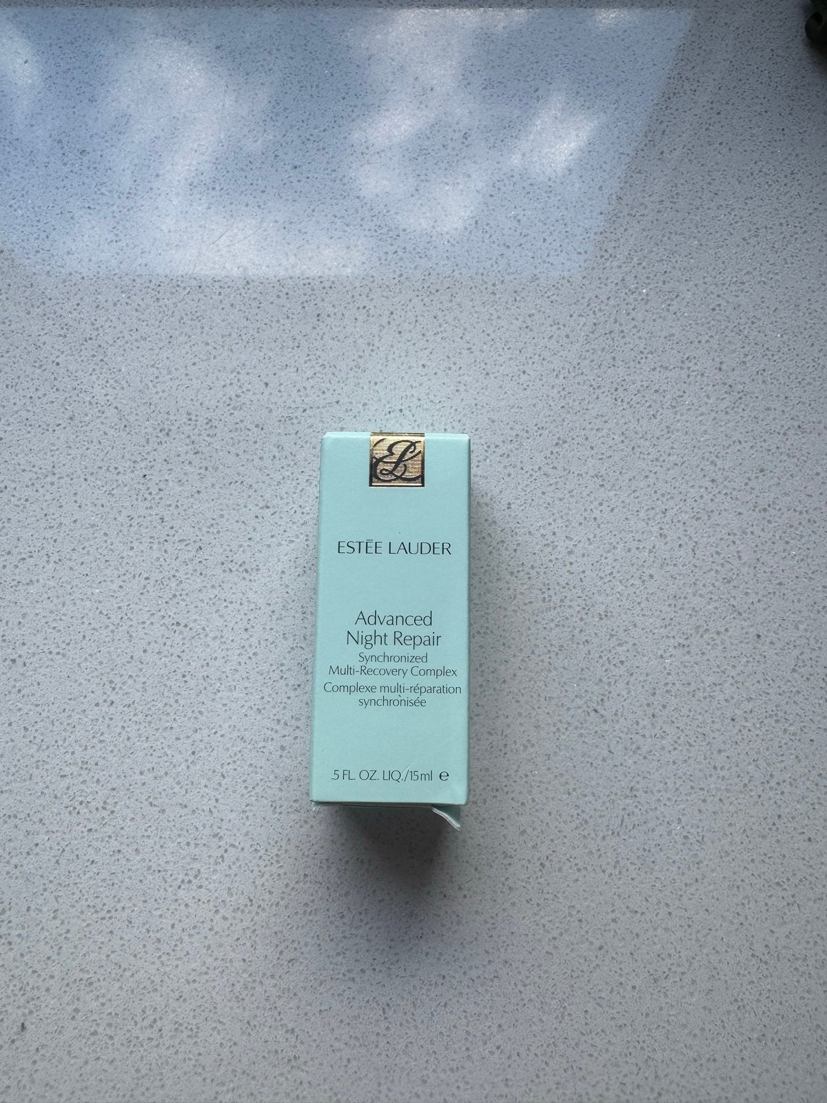 Estée Lauder Advanced Night Repair Serum 15ml, Sieraden, Tassen en Uiterlijk, Uiterlijk | Gezichtsverzorging, Ophalen of Verzenden