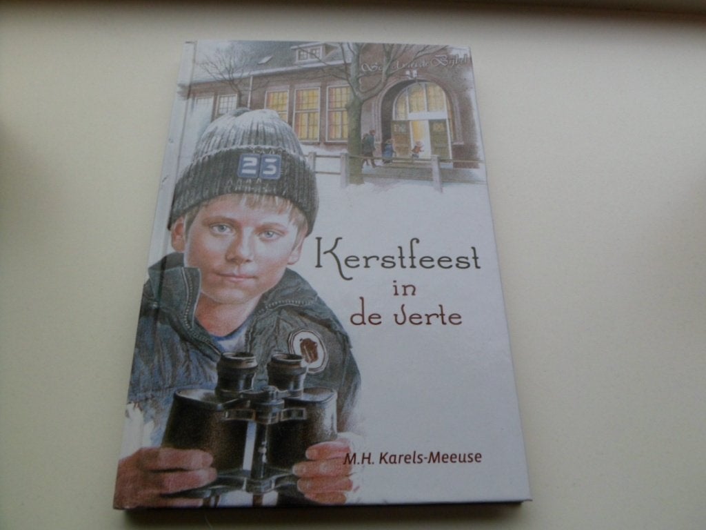 Kerstfeest in de verte - M.H. Karels - Meeuse, Ophalen of Verzenden, Gelezen