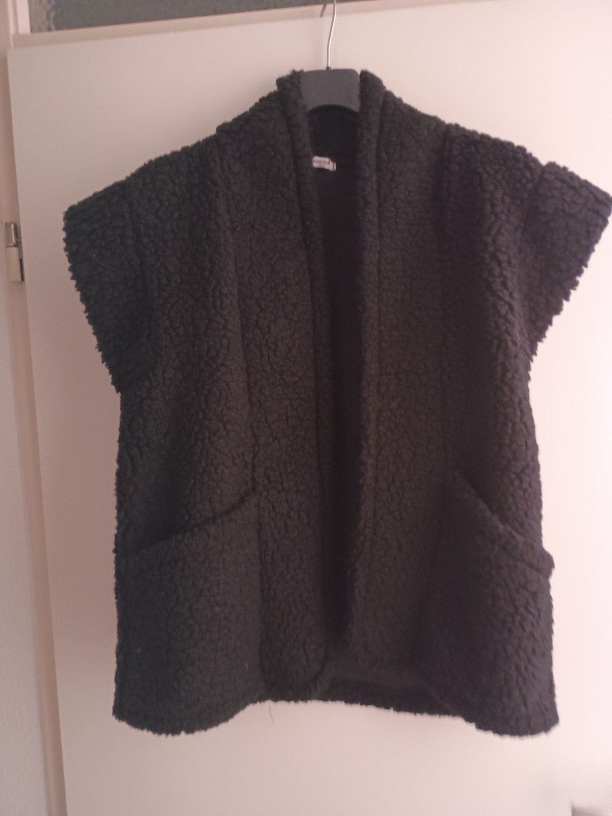 Zwart teddy gilet met zakken, Maat 38/40 (M), Zwart, Ophalen of Verzenden, Onbekend