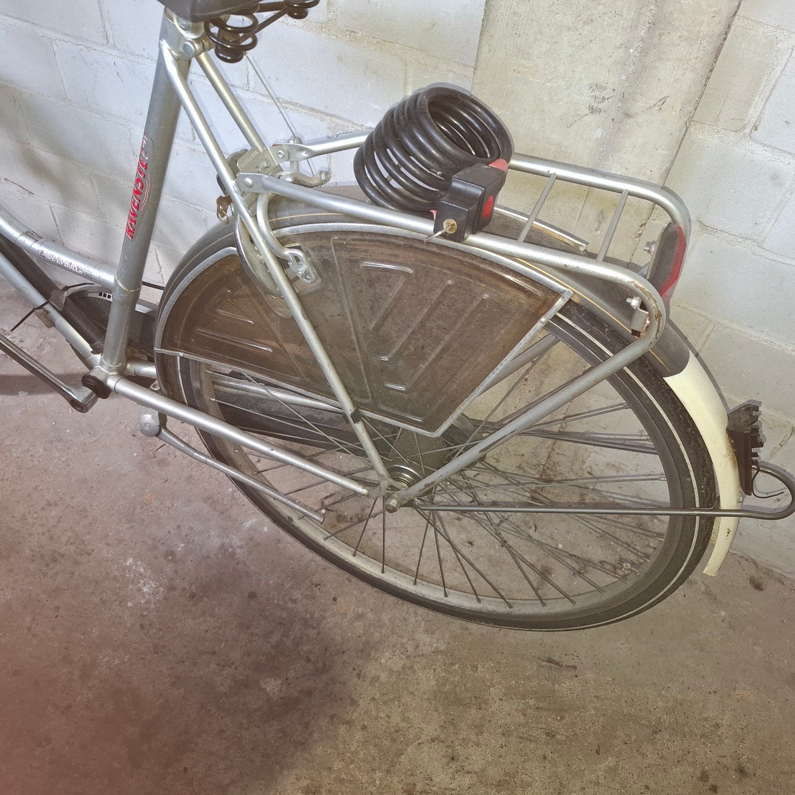 Damesfiets tweedehands, Ophalen