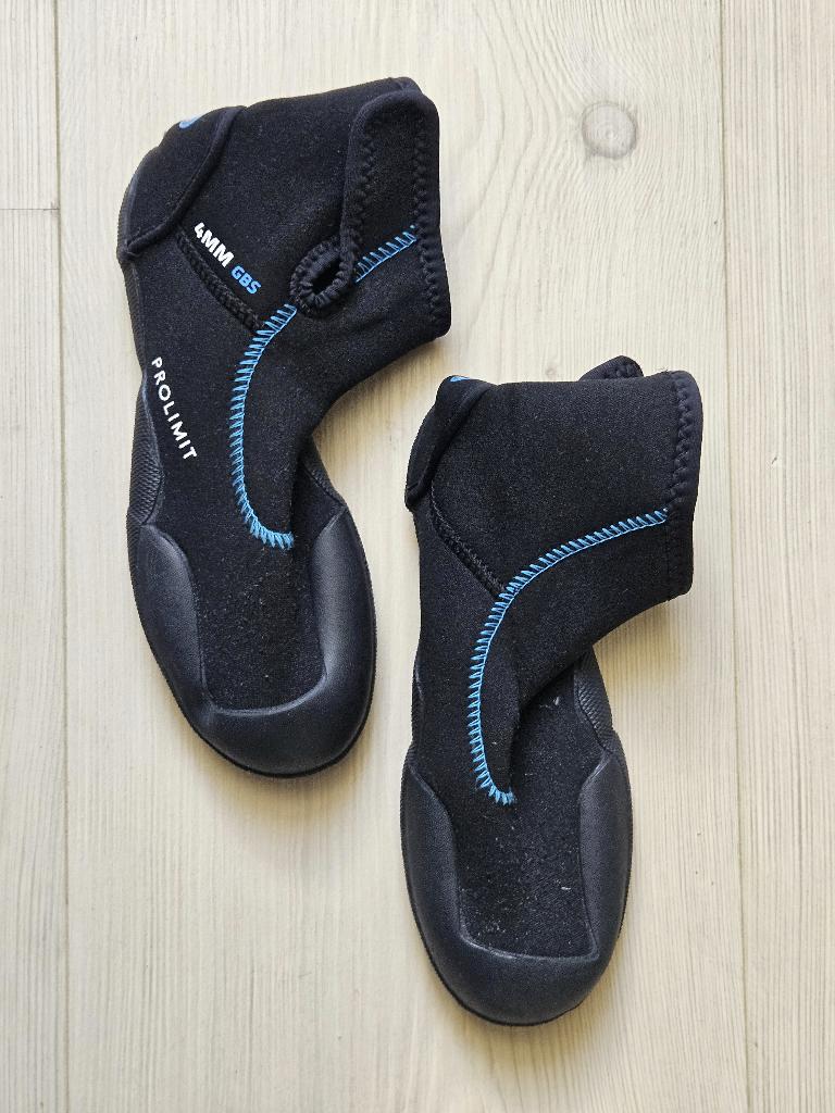 Prolimit Grommet surfschoentjes maat 33-34 als nieuw, Zeil- of Surfschoenen, Ophalen of Verzenden, Zo goed als nieuw, Kind