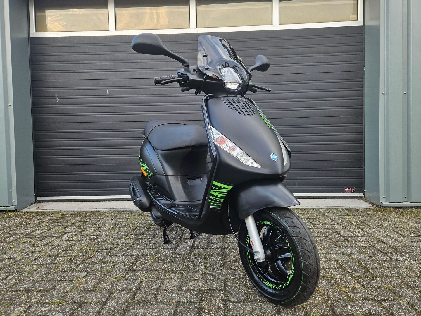 PIAGGIO ZIP 4T E5 BROM 2023 SPECIAL EDITION 3060KM TOPSTAAT!, Onbekend, Ophalen of Verzenden, Zo goed als nieuw, Onbekend