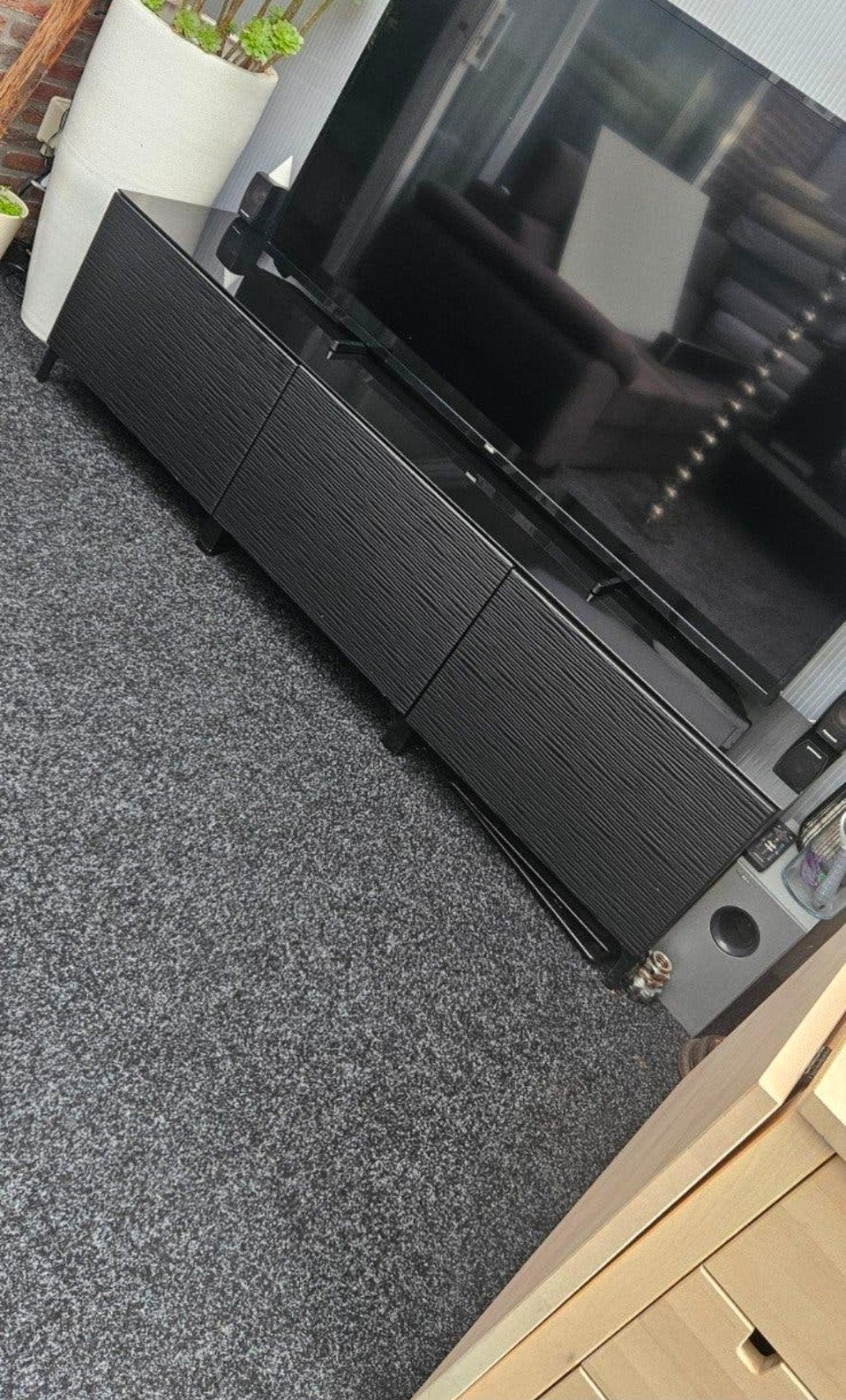 ikea besta tv meubel kast dressoir zwart glasplaat, Ophalen, 150 tot 200 cm, Zo goed als nieuw, Minder dan 100 cm