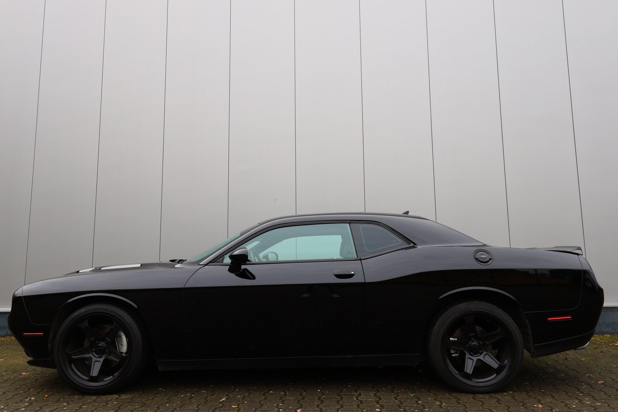 Dodge Dodge CHALLENGER R/T 5.7 V8 HEMI (bj 2016, automaat), Auto's, Automaat, Gebruikt, 5654 cc, Zwart