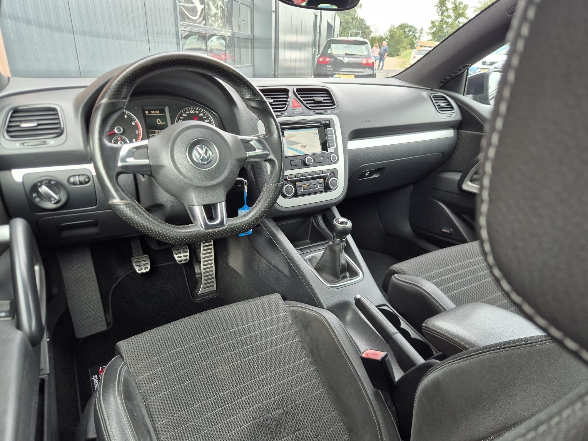 Volkswagen Scirocco 1.4 TSI Highline Plus | Pano | Dynaudio, Voorwielaandrijving, Euro 5, Gebruikt, Zwart
