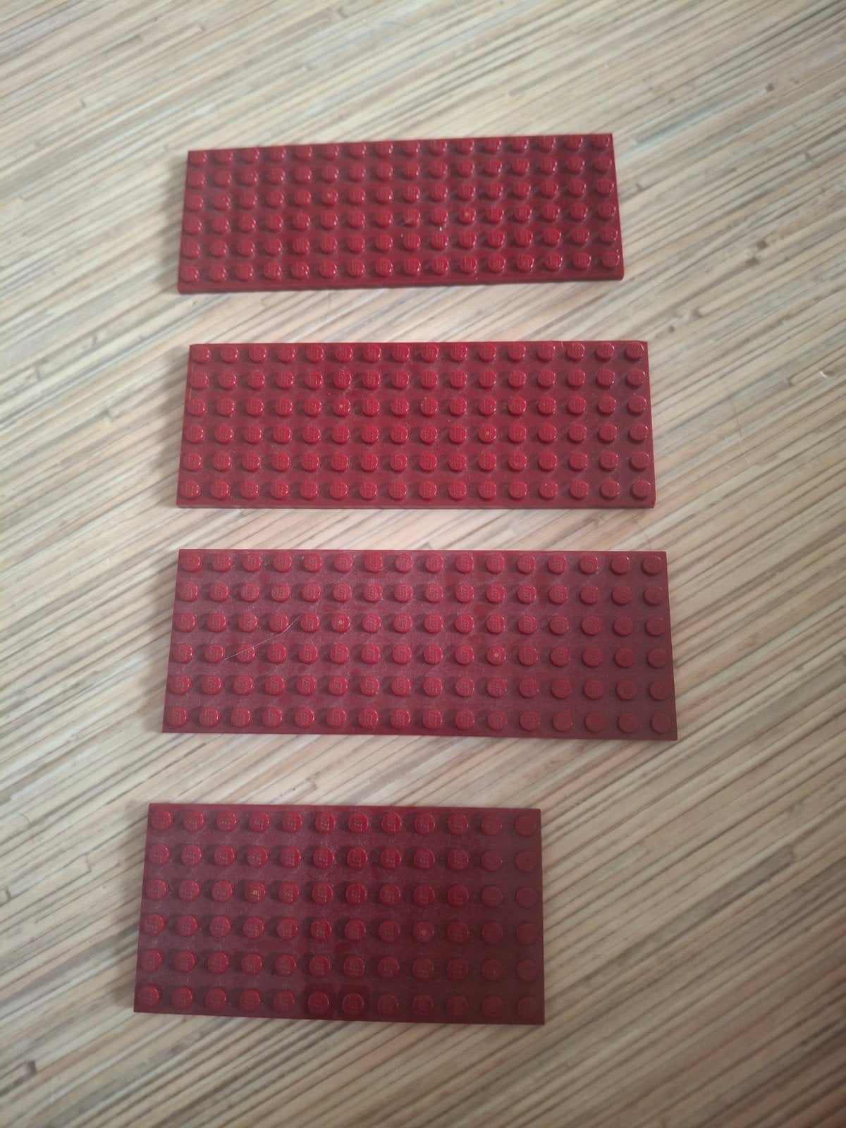 Lego platen donkerrood 4stuks zgan, Ophalen of Verzenden, Zo goed als nieuw, Grondplaat, Lego