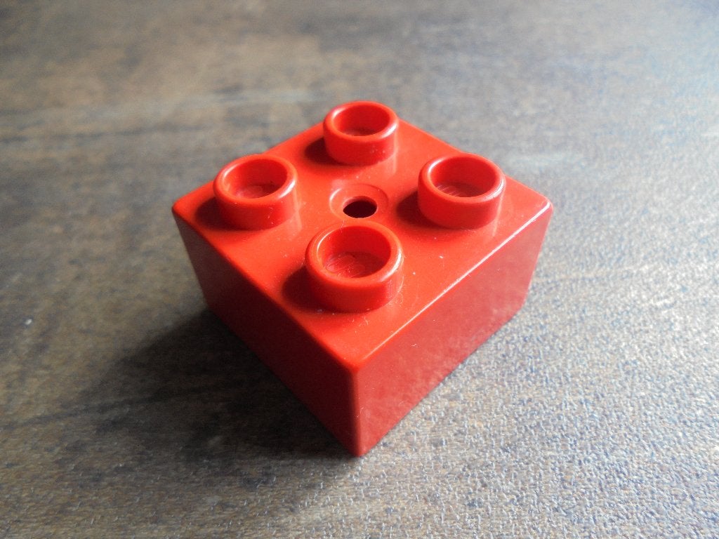 Lego Duplo Brick 2x2 with Small Center Hole (zie foto's) 16, Ophalen of Verzenden, Gebruikt, Losse stenen, Duplo