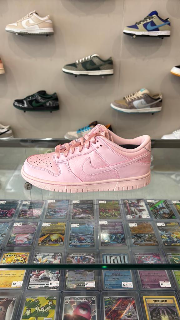Nike Dunk Low Prism Pink - Maat 36,5 - Nieuw, Z, Nieuw, Z, Ophalen of Verzenden