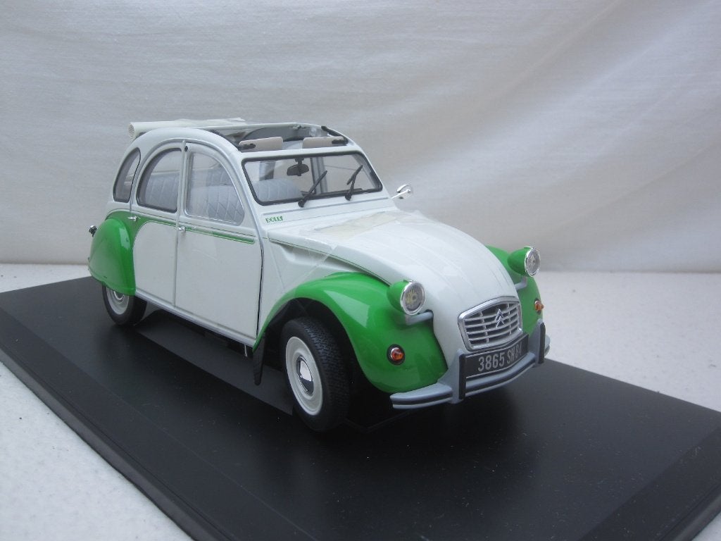 Citroën 2CV6 Dolly 1985 Wit/groen 1:18 Norev, Hobby en Vrije tijd, Modelauto's | 1:18, Ophalen of Verzenden, Nieuw, Auto, Norev