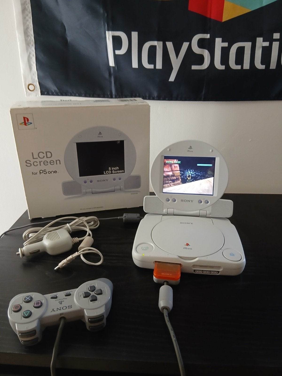PSONE SCREEN + PSONE, Spelcomputers en Games, Avontuur en Actie, Gebruikt, Vanaf 18 jaar, Verzenden
