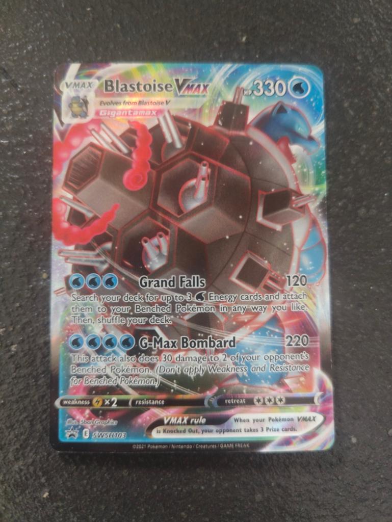 Blastoise VMAX Pokémon Kaart - Zeldzaam en Krachtig, Ophalen of Verzenden